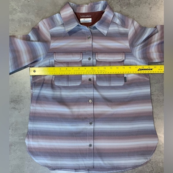 Columbia Women’s Omni-Wick Button Up Shirt with Vented Back, Size M - Picture 7 of 9